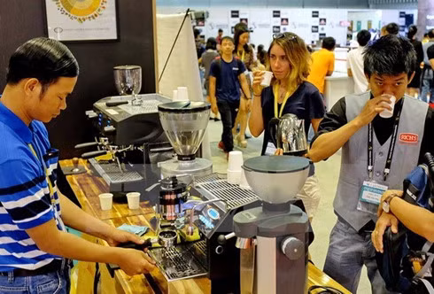 Visitors at the 2016 Cafe Show Vietnam