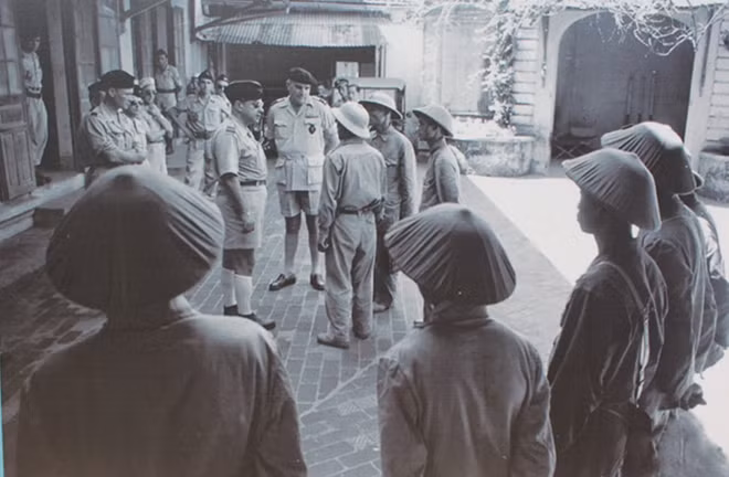 The Vietnamese army took over Hang Trong post.