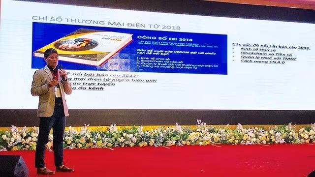The Vietnam E-business Index 2018 Report was officially announced in Hanoi on March 14 within the framework of the Vietnam Online Business Forum 2018. (Photo: infonet.vn)