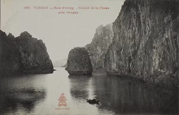 Ha Long Bay.