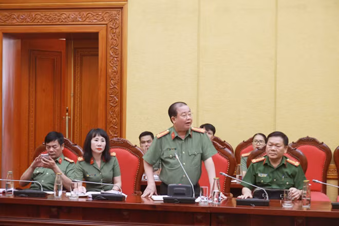 Delegates at the meeting.