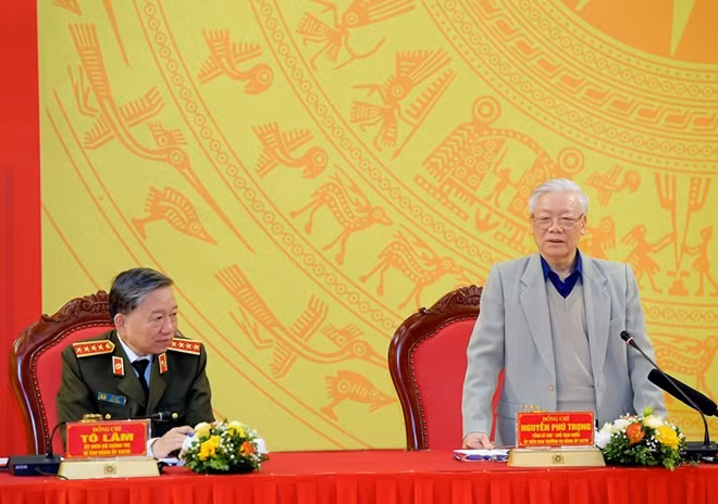 Party Secretary-General and State President Nguyen Phu Trong speaks at the event.