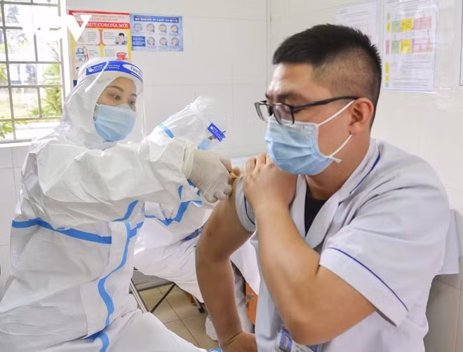 Healthcare workers are among those who get the vaccine shot first in Vietnam.