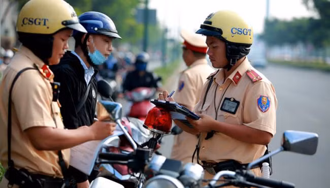 Traffic police officers performs duty.