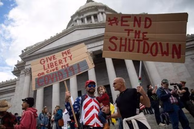 More U.S. protests call for lifting coronavirus restrictions as governors push back ảnh 1