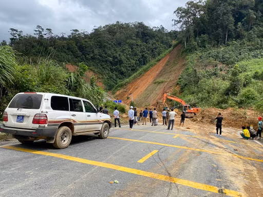 Due to the recent floods in the central region, the road was badly damaged.