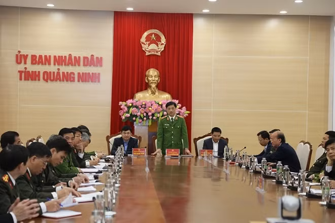 Deputy Minister Nguyen Duy Ngoc speaks at the event.