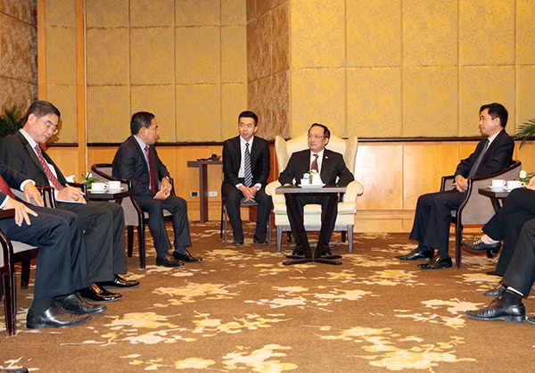 Deputy Minister Nguyen Van Thanh and the delegation of the Ministry of Home Affairs of Cambodia