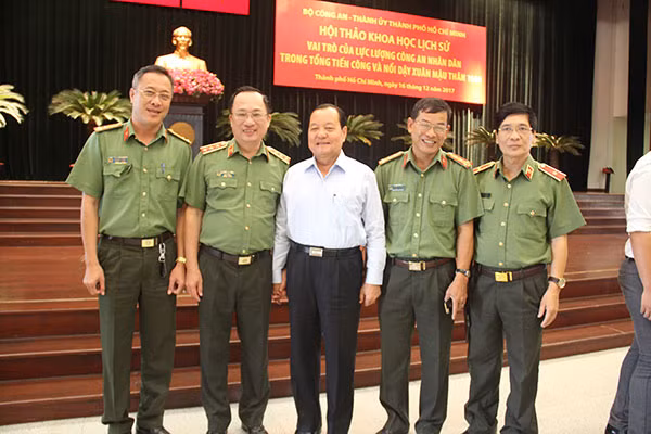 Deputy Minister Nguyen Van Thanh and participants at the workshop. Deputy Minister Nguyen Van Thanh and participants at the workshop.