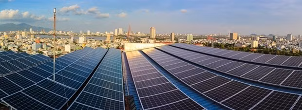 A roof-top solar power system at a trading center in Da Nang (Photo: SolarBK)