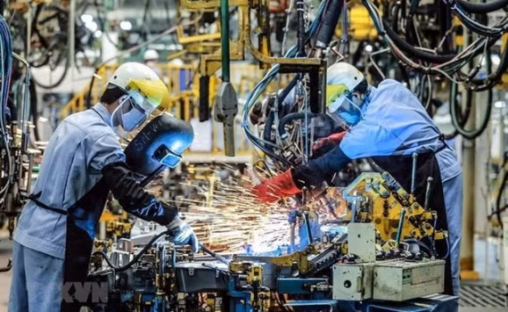 Vietnam emerges as attractive Asian destination for investors (Photo: VNA)