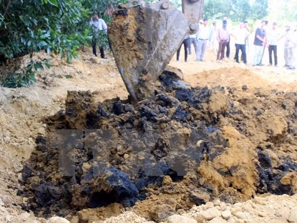 Formosa's waste is unearthed at a farm in Ky Trinh ward of Ky An town