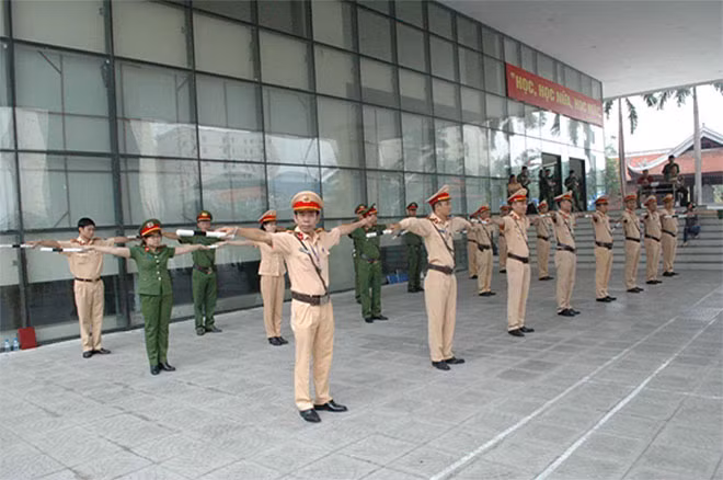 Trainees are practising traffic management skills