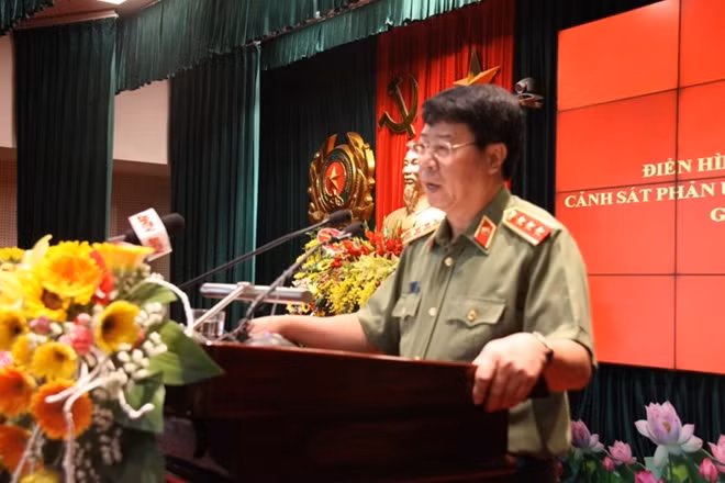 Senior Lieutenant General Bui Van Nam