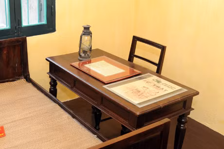 The chair next to Uncle Ho’s desk used to be seated by Mr. Vu Ky – Secretary of Uncle Ho.