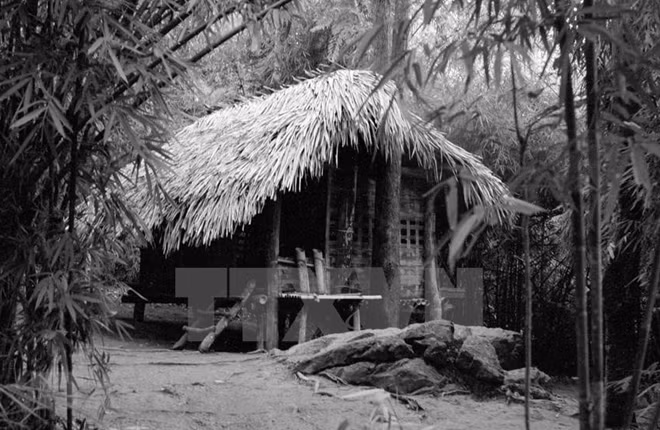 Na Nua Hut in Tuyen Quang province - where President Ho Chi Minh lived and worked in the former Viet Bac war zone (Photo: VNA)
