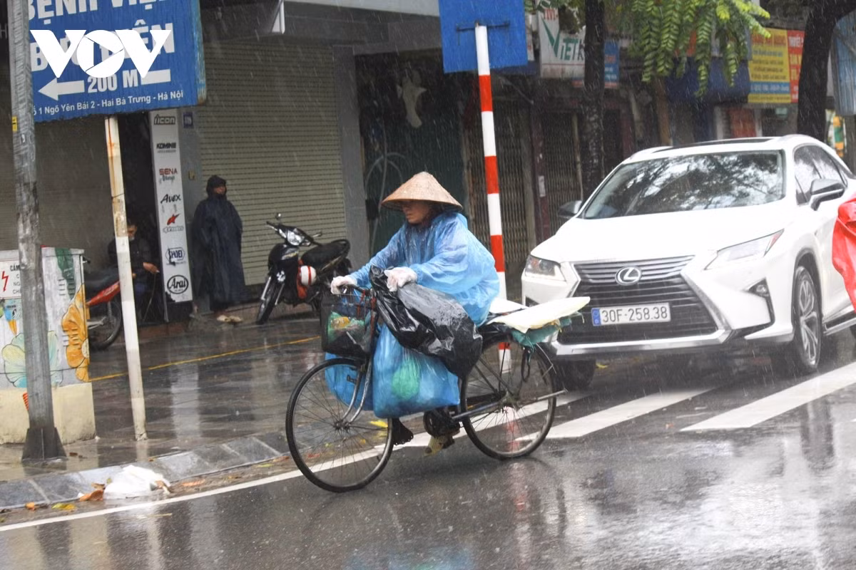 The northern region endures a strong cold spell from February 19 with low temperatures falling to eight degrees Celsius, with some mountainous areas even seeing temperatures drop to three to six degrees Celsius with the possibility of snow.