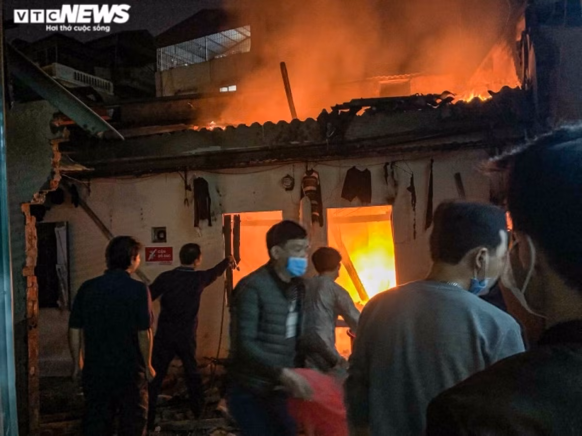 The entire roof of the house was blown off as a result of the huge explosion.