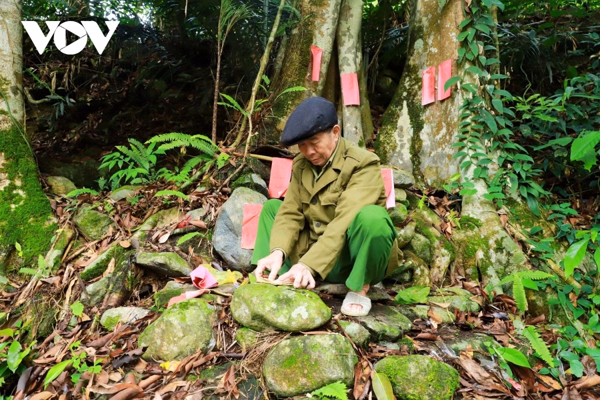 A ritual to pray for good luck also takes place during the occasion, with the primary aim to wish for health, wealth, and happiness for the duration of the entire year.