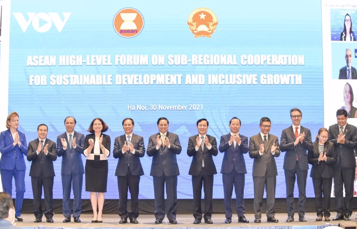 PM suggests sub-regional cooperation focus on three priorities for sustainable development ảnh 2 PM suggests sub-regional cooperation focus on three priorities for sustainable development ảnh 2