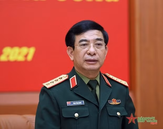 vietnam attends 16th admm in cambodia picture 1
