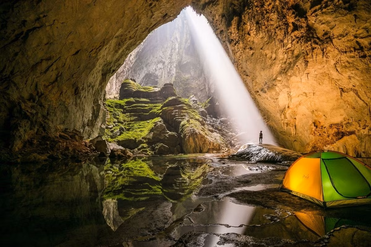 Adventure tours of Son Doong cave fully booked for 2022 ảnh 1 Tours of Son Doong cave are fully booked for 2022 (Photo: Oxalis Adventure)
