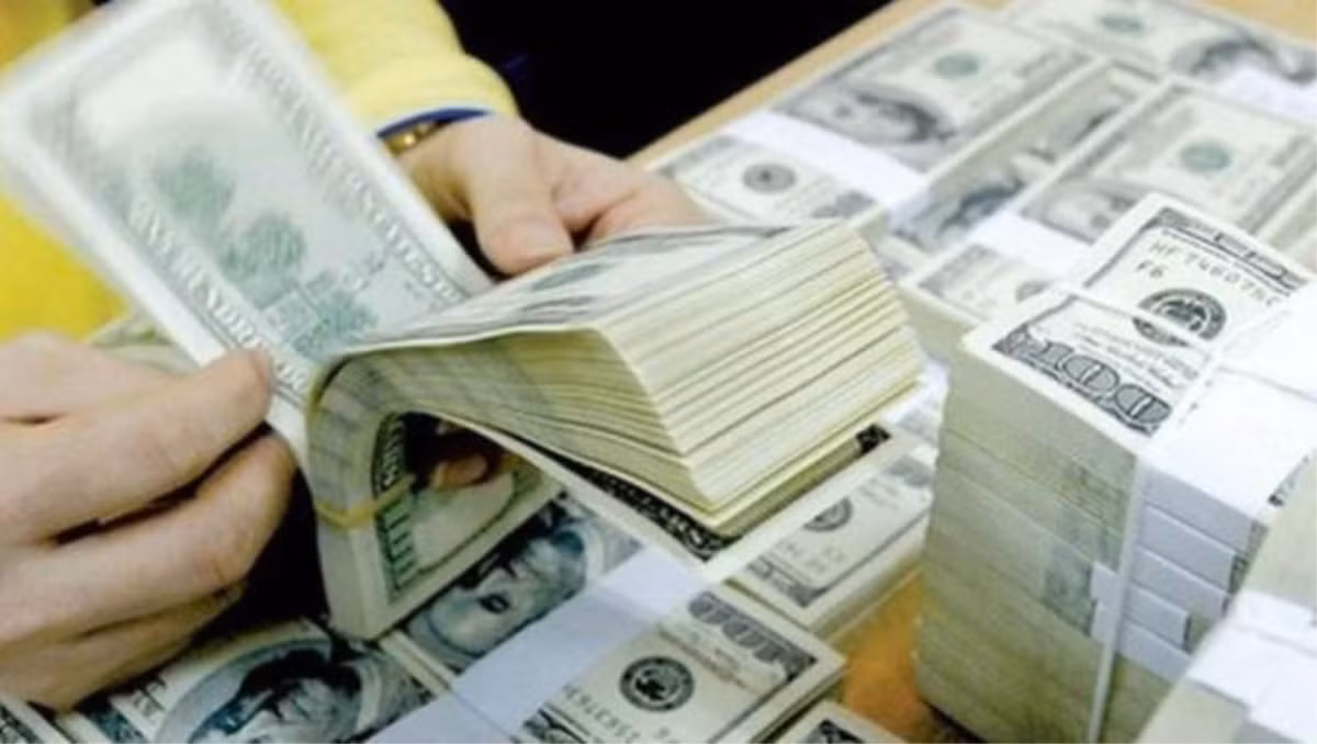 Russian SWIFT expulsion partly impacts Vietnamese payments. (Illustrative image).