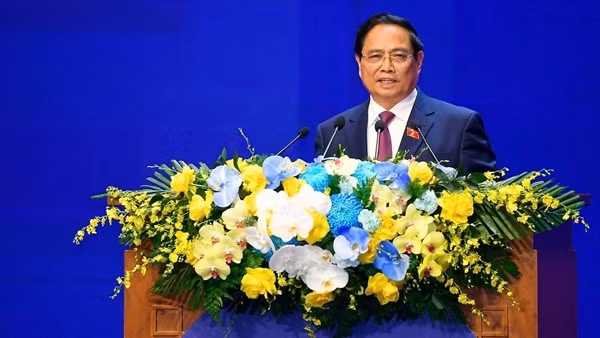 PM calls for effective implementation of five strategic pillars ảnh 2