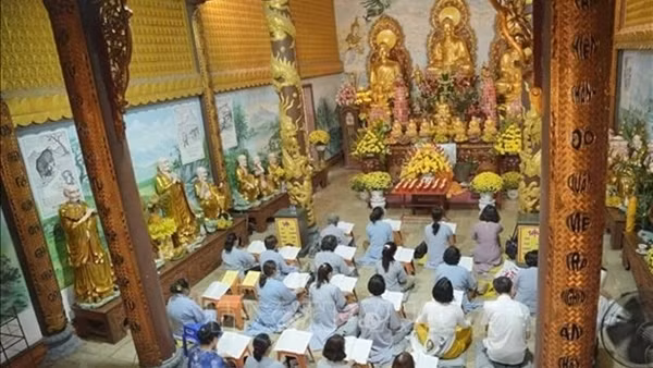 Loy Krathong Lanterns and Songkran Water Festivities to Light Up Thai Festival 2025 ảnh 6