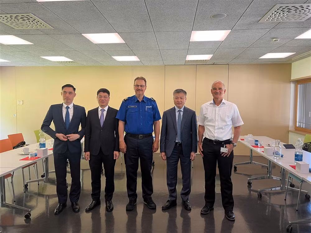 Deputy Minister Nguyen Ngoc Lam works with European partners to enhance traffic safety cooperation -0