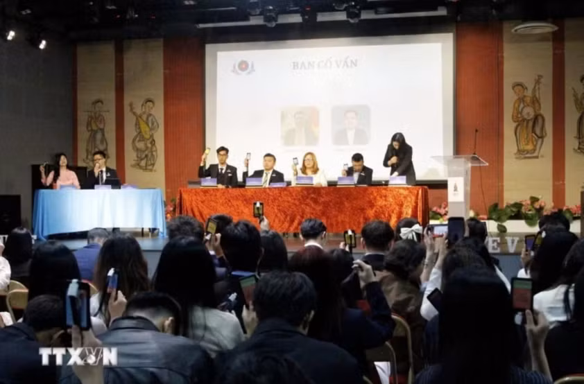 Vietnamese youth, student associations in Europe expand connections -0
