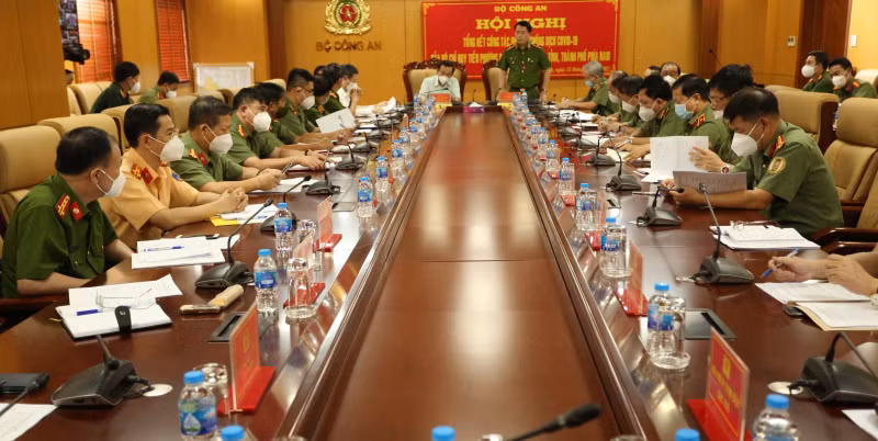 MPS Interim Front Command reviews task performance -0
