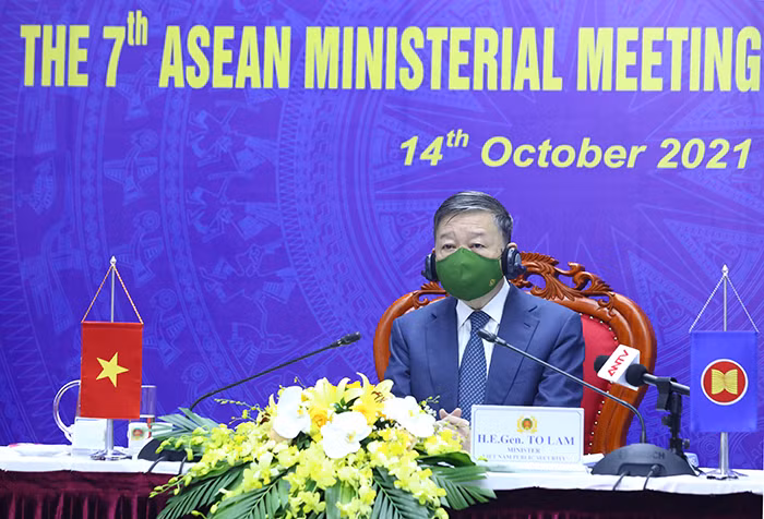 Minister of Public Security attends 7th AMMD -0