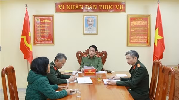 Deputy Minister Luong Tam Quang hosts monthly meeting with citizens ảnh 2