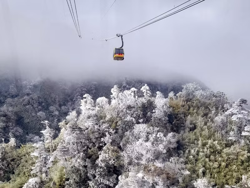 Fansipan mountain covered with frost -0
