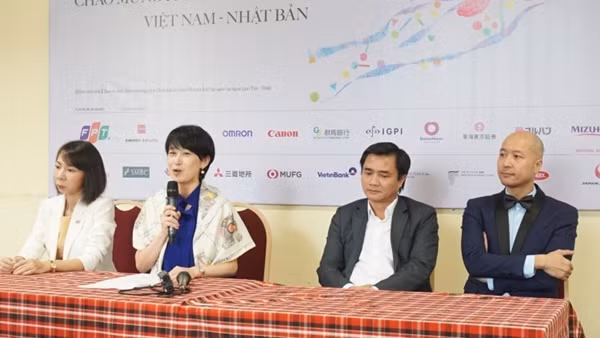 Legendary saxophonist Kenny G to perform in Vietnam ảnh 3