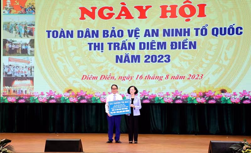 Thai Binh hosts “All People Protect National Security” festival -0