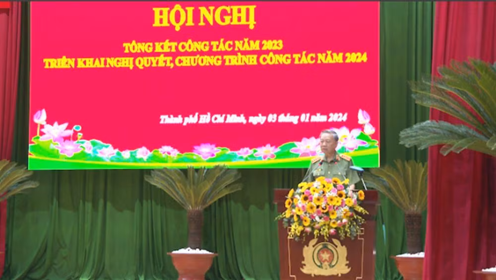 Ho Chi Minh City police successfully prevent major security issues from afar: Minister To Lam -0