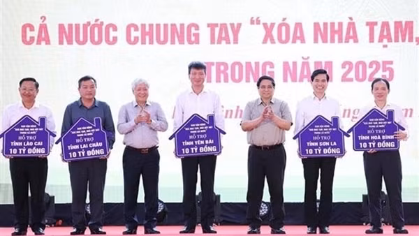Khanh Hoa police build houses for poor ethnic households ảnh 3