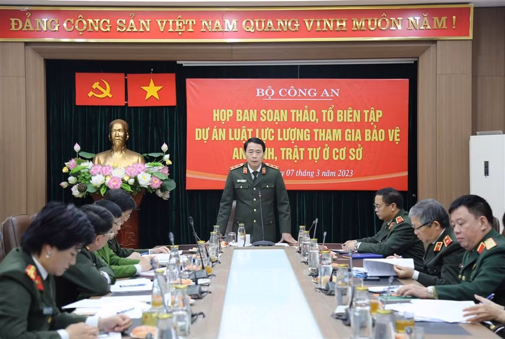 Ministry of Public Security discusses daft law on forces maintaining security and order at the grassroots level -0