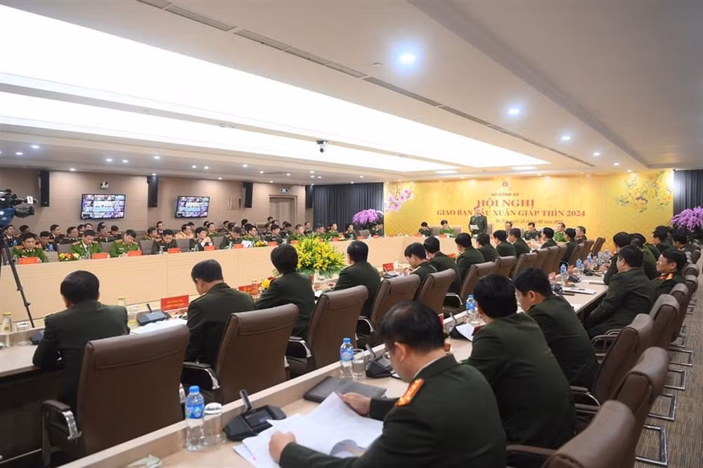 Public Security Forces succeed in ensuring order and security during 2024 Tet -0