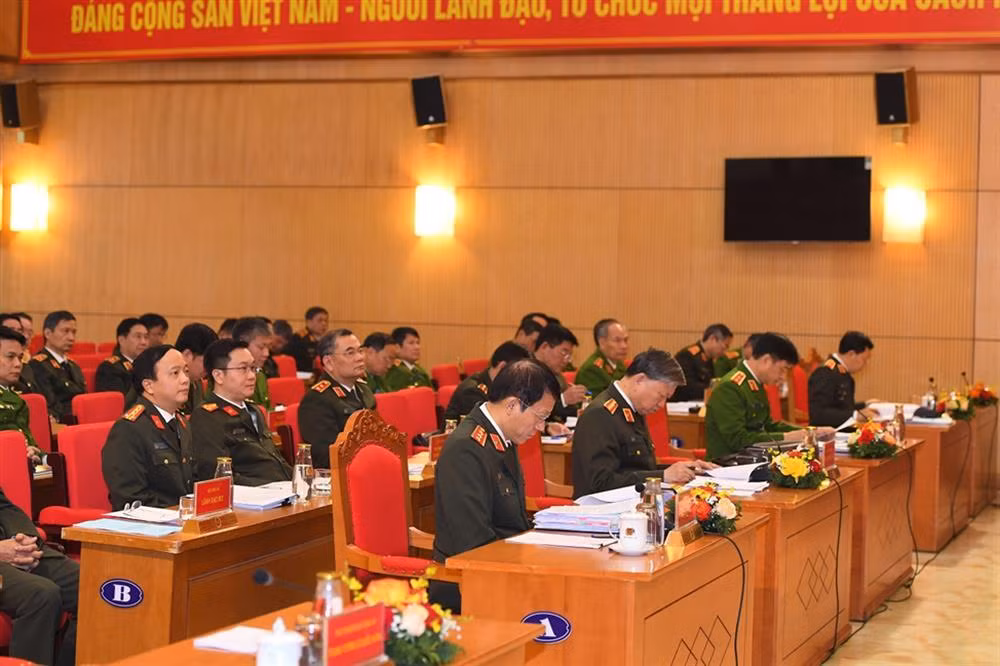 Ministry of Public Security reviews anti-crime campaign -0