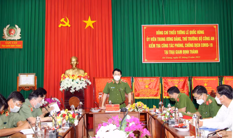 Dinh Thanh Prison urged to enhance measures to prevent COVID-19 -0