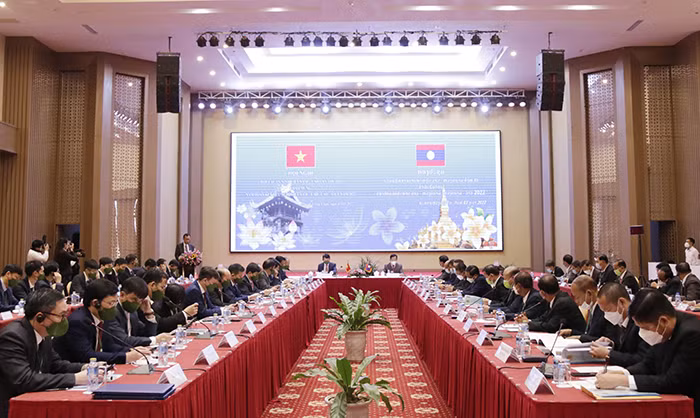  Vietnam - Laos enhance security cooperation -0