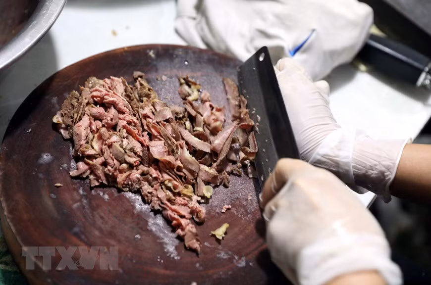 TET - Unique fermented horse dish of Luc Ngan -4