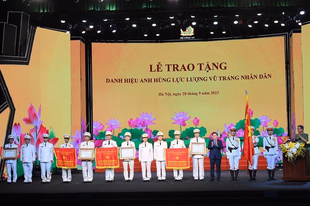 Ministry of Public Security holds program to honor fire and rescue force -0