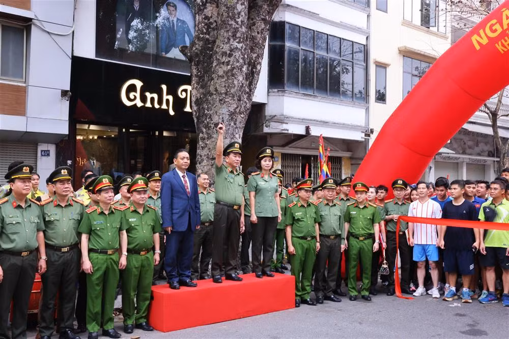 Ministry of Public Security organizes 2024 Olympic Running Day -0