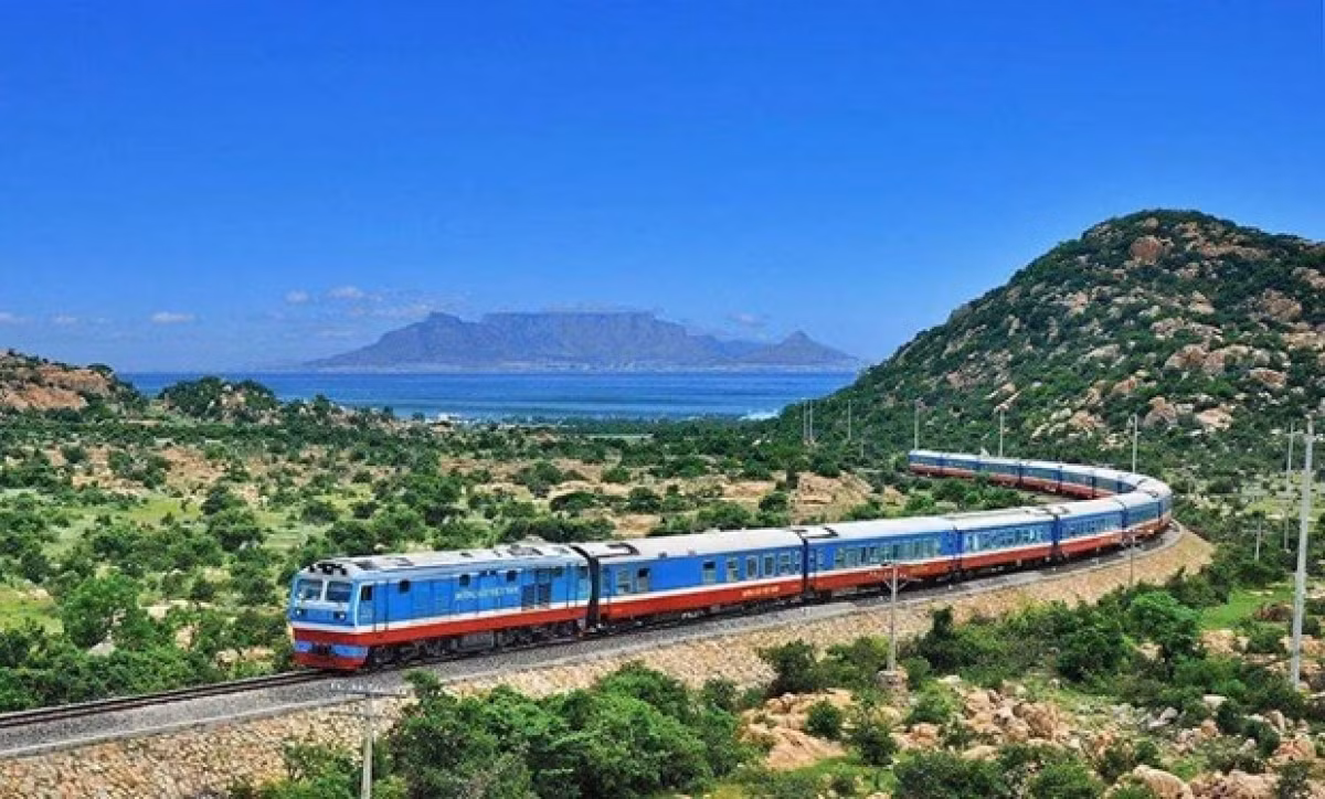 Vietnam to debut 16 more railway lines by 2030 -0