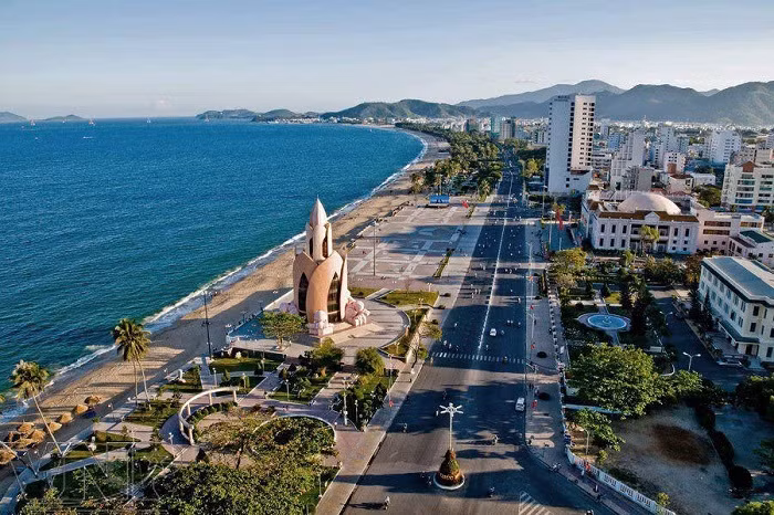 Khanh Hoa to welcome fully vaccinated foreign visitors -0