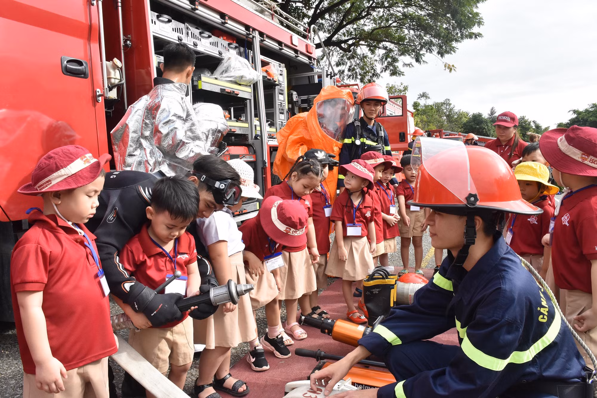 Winners of fire and rescue photo contest announced -2